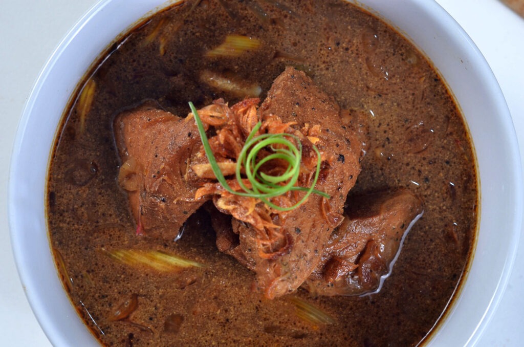 rawon-tilapia-1